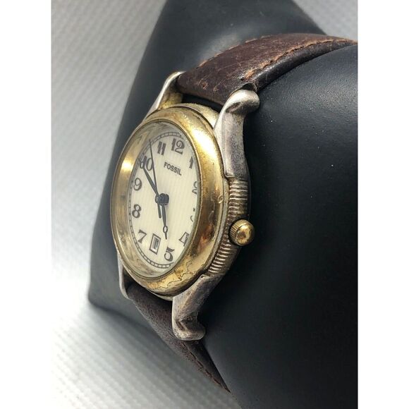 Fossil EC8738 Unisex Brown Leather Analog Beige Dial Quartz Wrist Watch XR70 - Picture 2 of 9